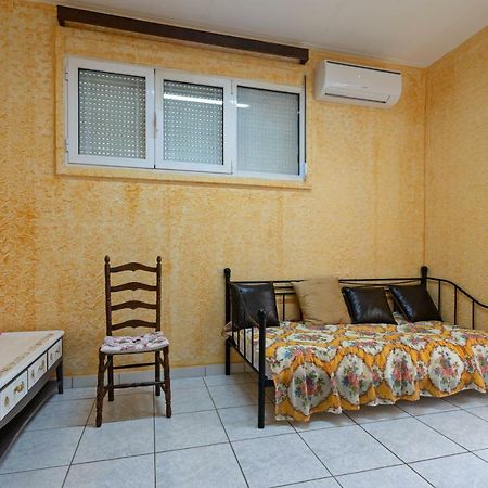 Garden Apartment ريثيمنو المظهر الخارجي الصورة